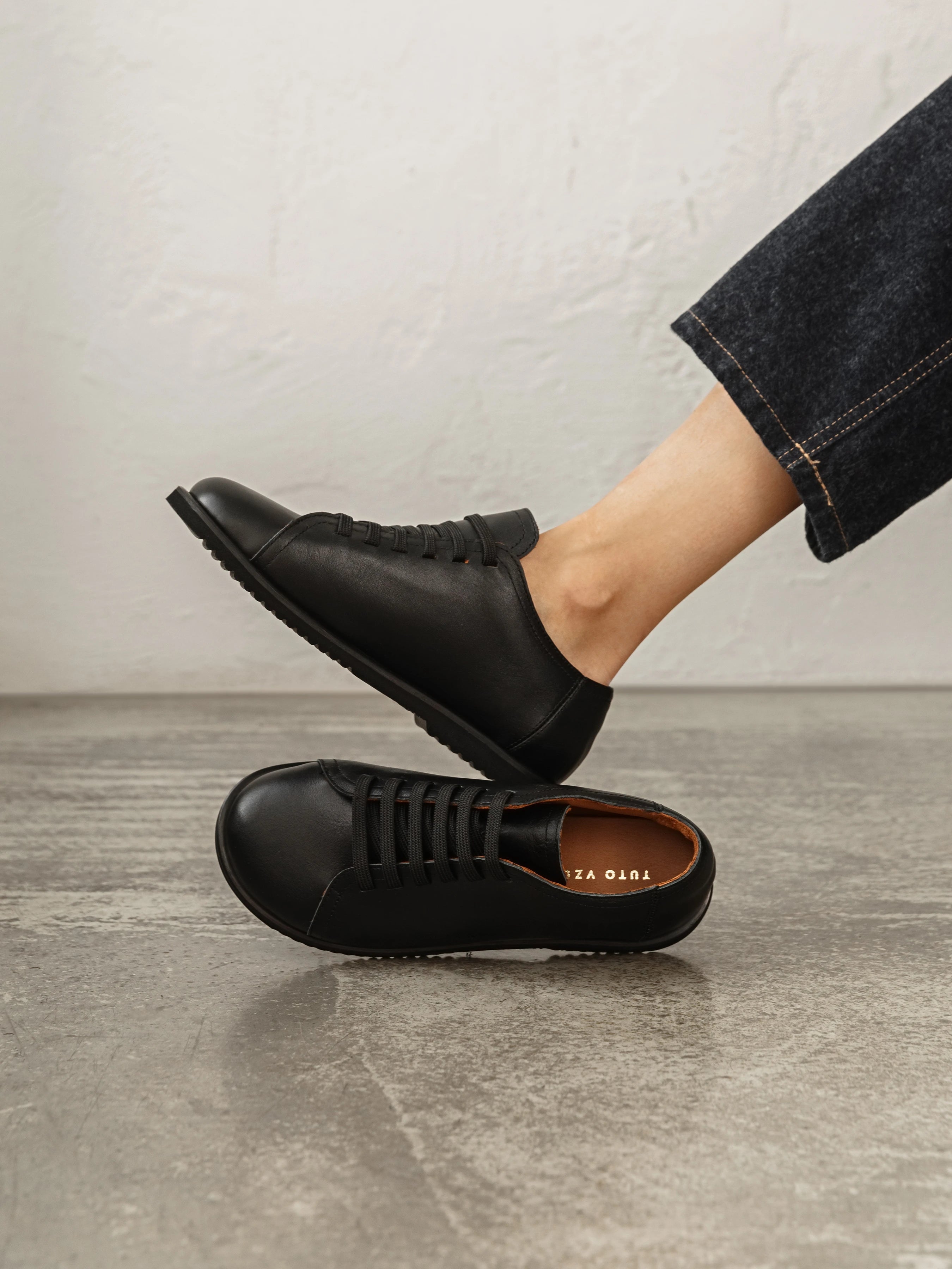 KALI кеди чорні шкіряні анатомічної форми