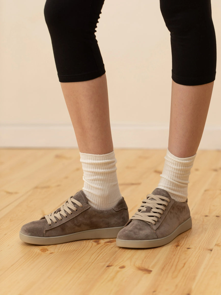 DAKOTA сіро-бежеві замшеві кеди анатомічної форми