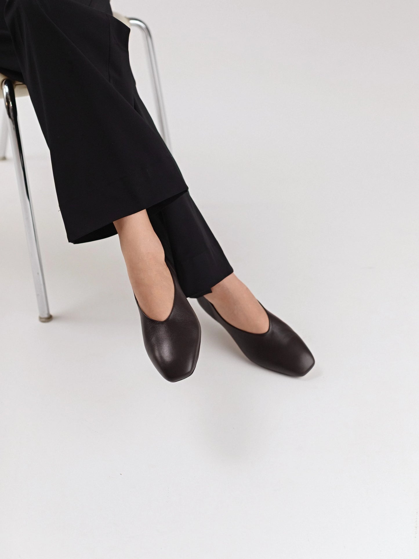 ELLIE балетки шоколадні шкіряні