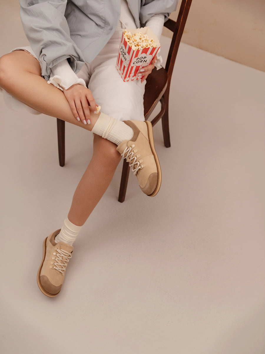 TIA туфлі анатомічної форми бежеві замшеві