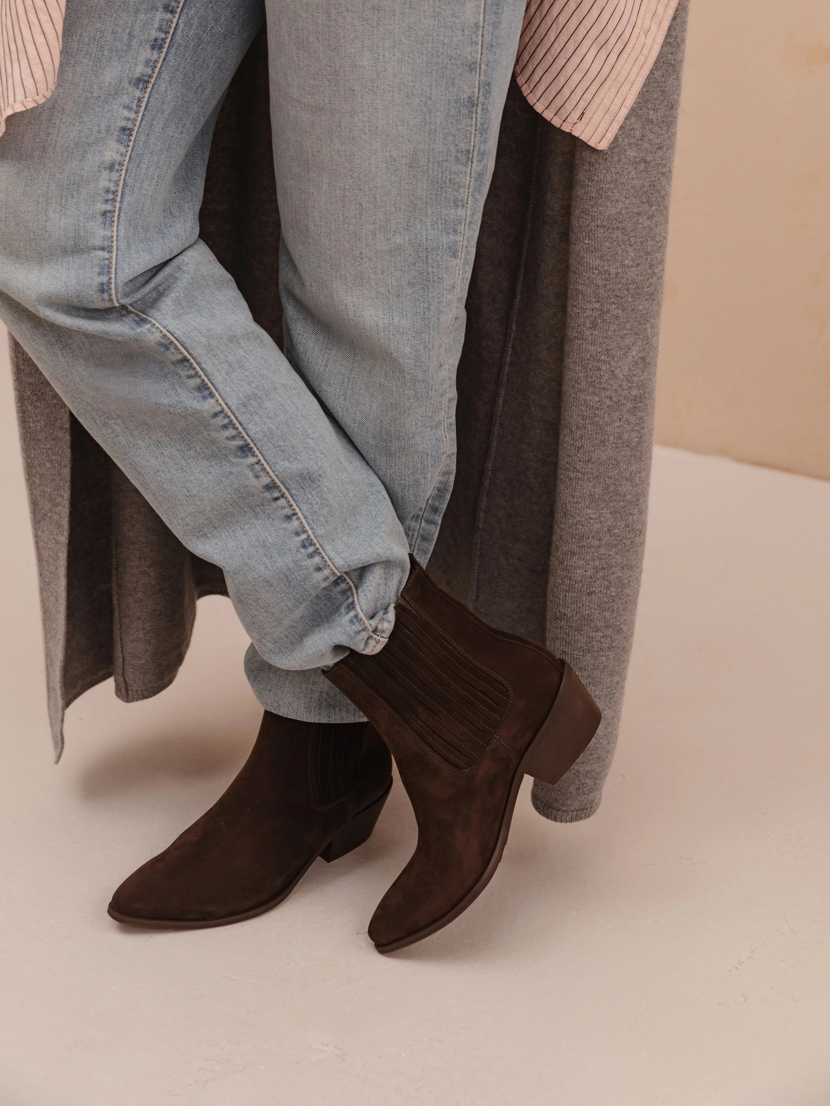 ALMA ковбойки коричневі замшеві