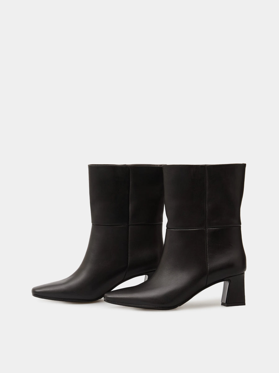 CARA ботильйони на підборах 5 см чорні шкіряні на байці