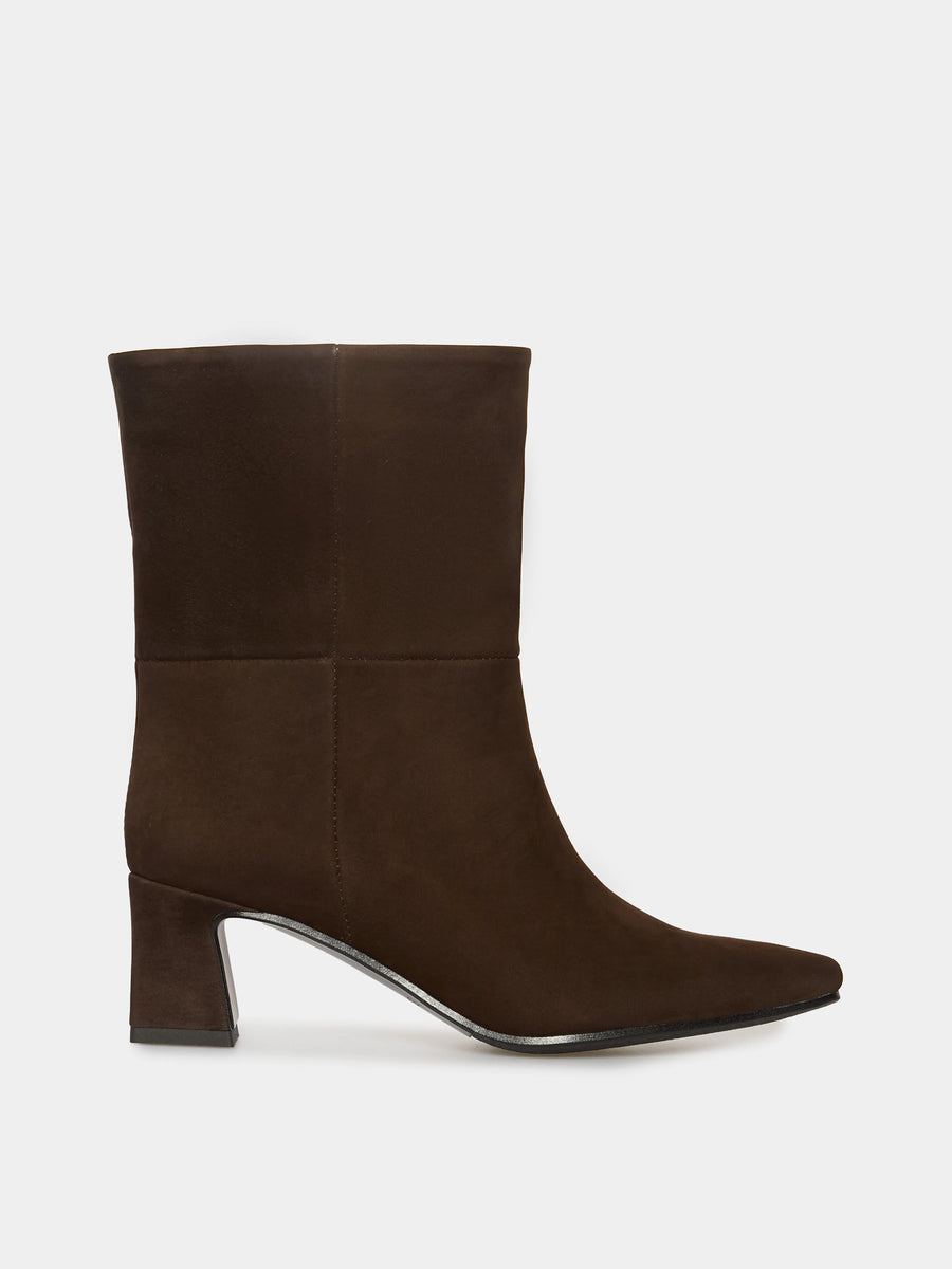 CARA ботильйони на підборах 5 см шоколадні нубукові на байці