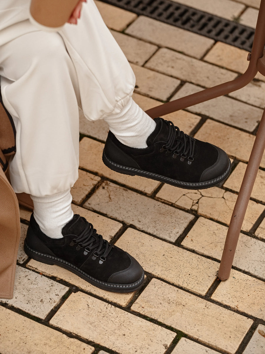 TIA напівчеревики анатомічної форми чорні нубукові на байці