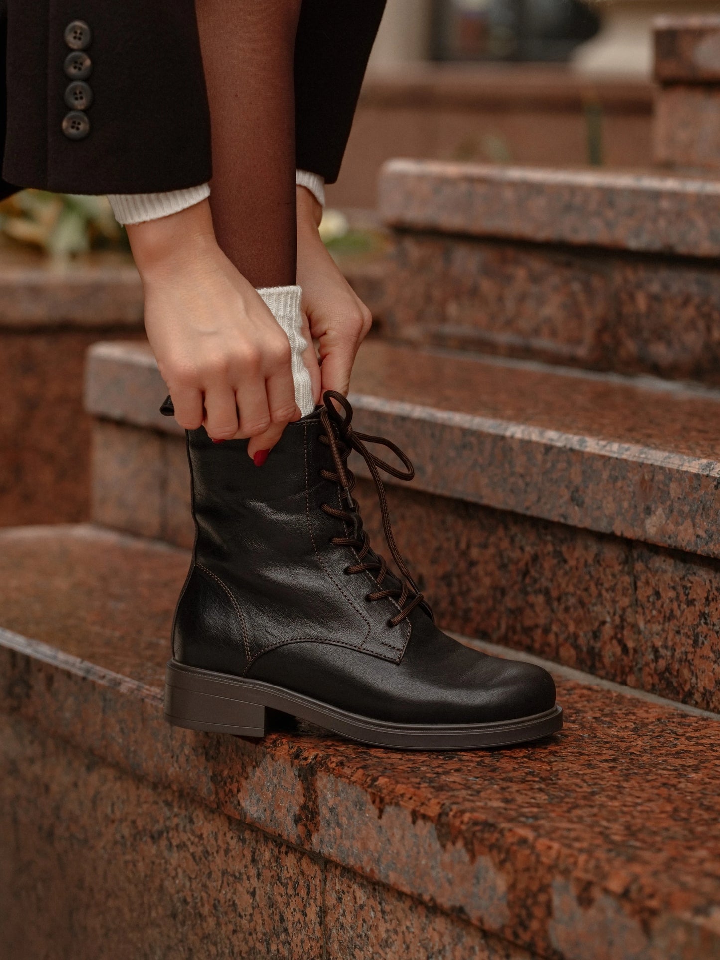 KIRA черевики коричневі шкіряні на вовні