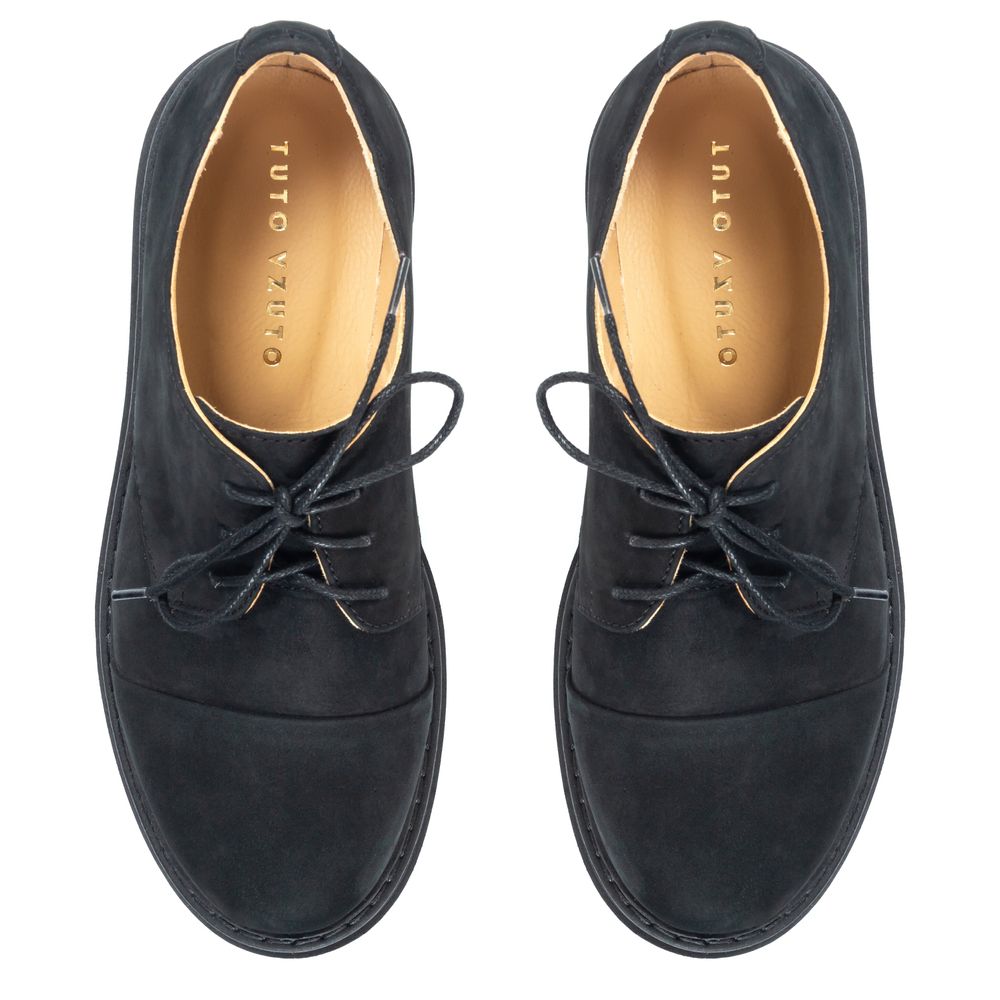 Туфлі чорні низький хід на шнурках з натурального нубуку з м'якою устілкою на грубій підошві​​​​​​​