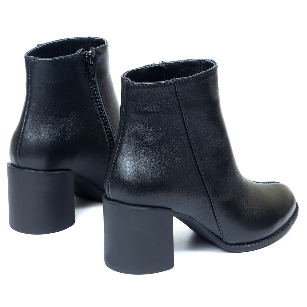 Ботинки черные из натуральной кожи на устойчивом каблуке 6 см на байке 5202-1, 40, 26.5 см