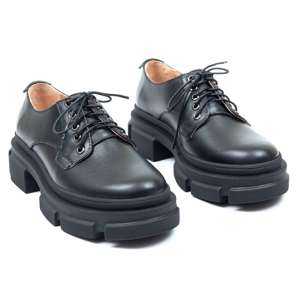 Туфли черные кожаные на грубой подошве 0018-1
