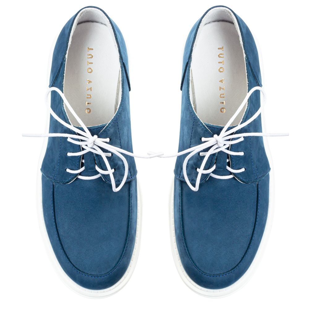 Туфли синие из натурального нубука с мягкой стелькой на грубой подошве