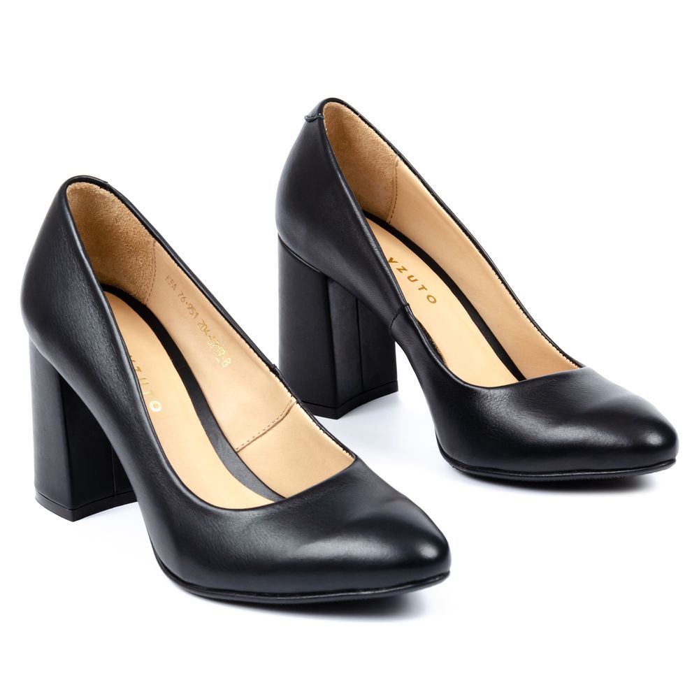 Туфли черные из натуральной кожи на устойчивом каблуке 8 см остроносые с мягкой стелькой